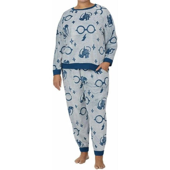 Harry Potter Other - Harry Potter Wizard World 2 Piece Fleece Jogger Lounge Set  Size XS White/Blue
